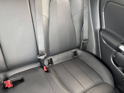Used 2025 Mercedes-Benz GLA 250 4MATIC image 38