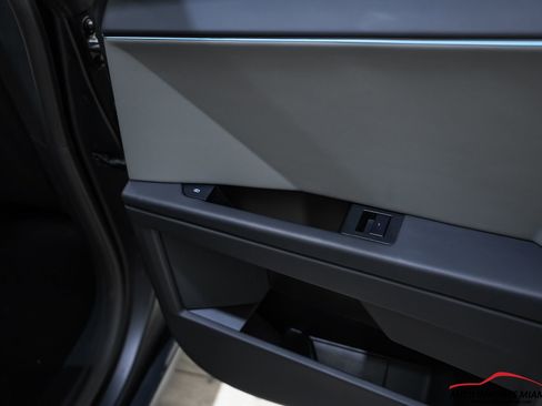 Used 2024 Tesla Cybertruck Cyberbeast AWD/4WD image 50