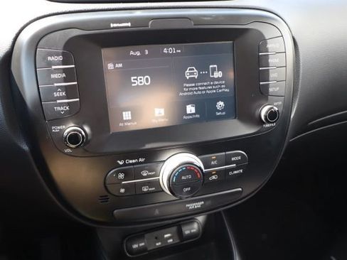 Used 2019 Kia Soul w/ Convenience Package FWD image 16