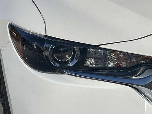 Used 2021 MAZDA CX-5 Touring FWD image 9