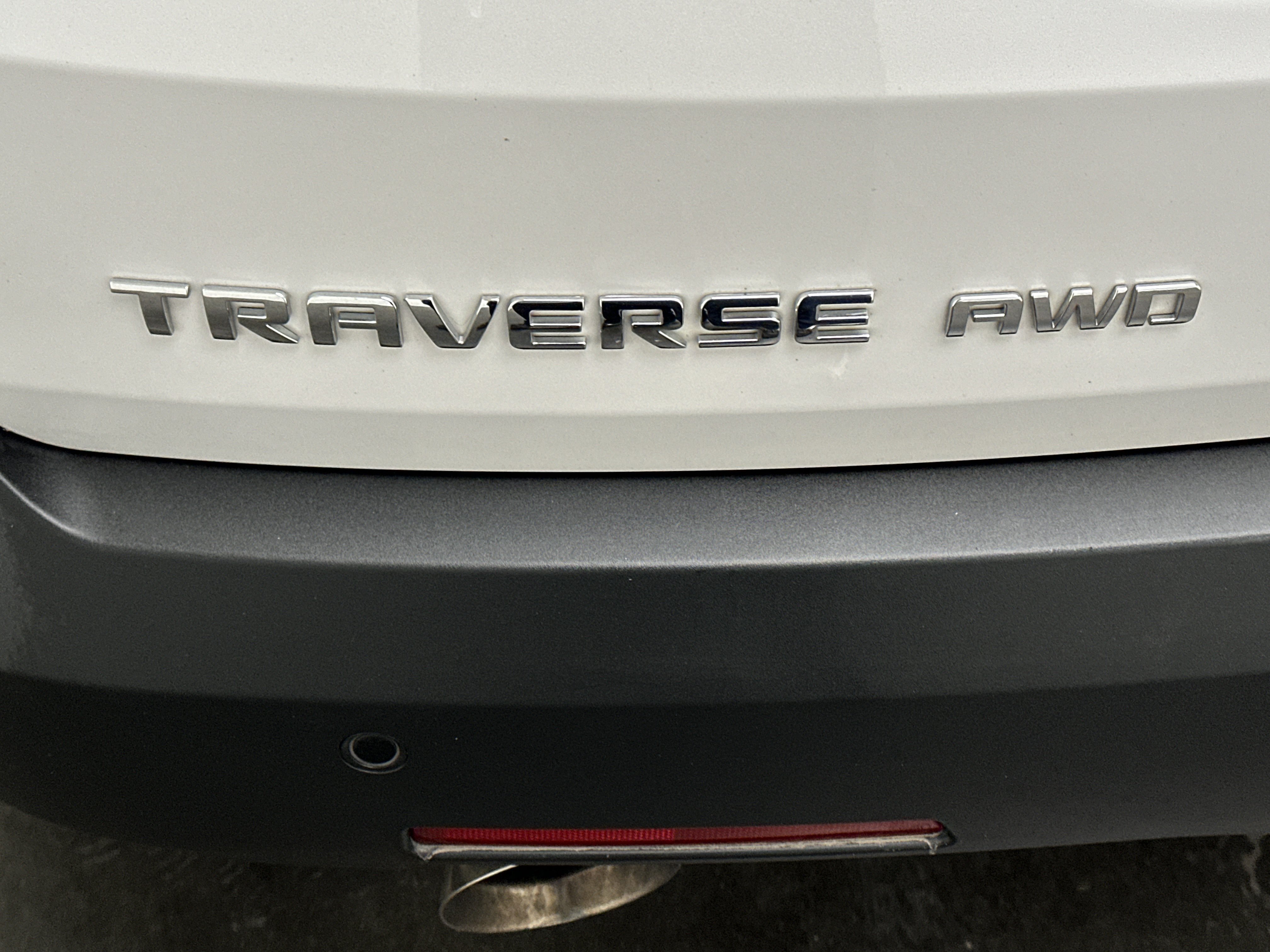 Used 2021 Chevrolet Traverse LT AWD/4WD image 14