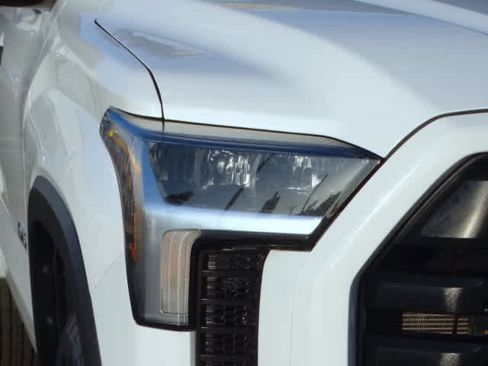 Used 2022 Toyota Tundra SR5 image 5