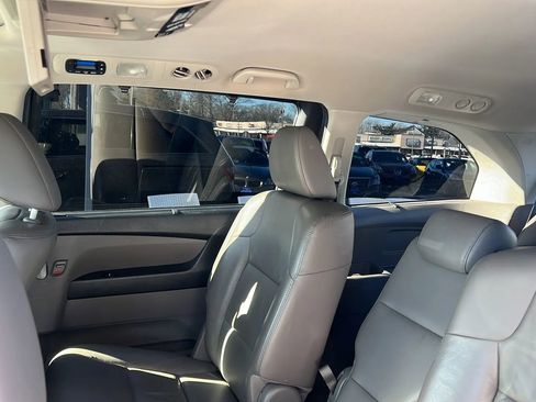 Used 2012 Honda Odyssey Touring image 32