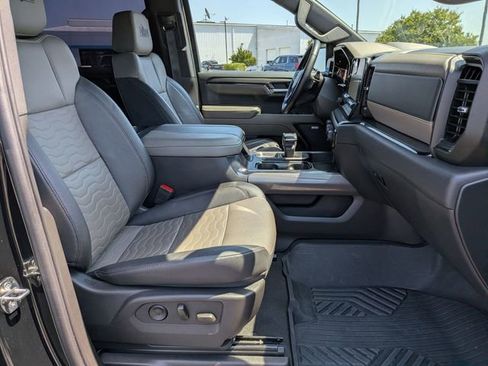 Used 2024 Chevrolet Silverado 1500 ZR2 w/ ZR2 Bison Edition AWD/4WD image 39