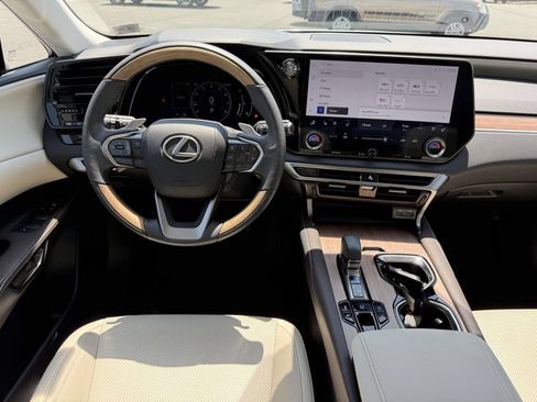 Used 2024 Lexus RX 350 Premium w/ Accessory Package (Z1) AWD/4WD image 8