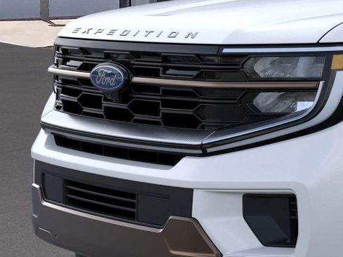 New 2026 Ford Expedition Max King Ranch image 17