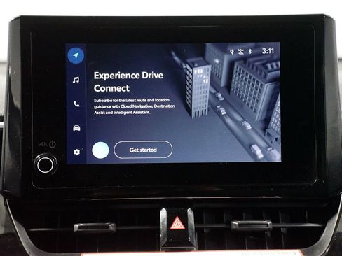 Certified 2024 Toyota Corolla Cross LE image 17