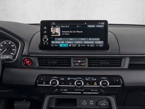Certified 2025 Honda Pilot EX-L image 29