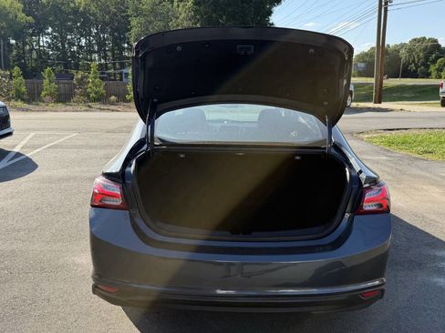 Used 2020 Chevrolet Malibu LT FWD image 10