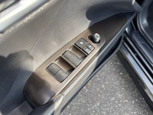 Used 2023 Toyota Camry SE image 23