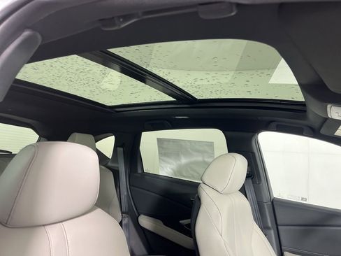 New 2026 Acura RDX SH-AWD image 11