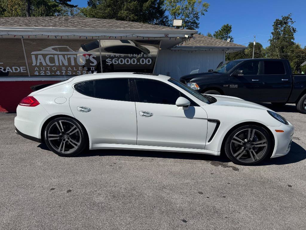 Used 2014 Porsche Panamera 4 AWD/4WD image 3