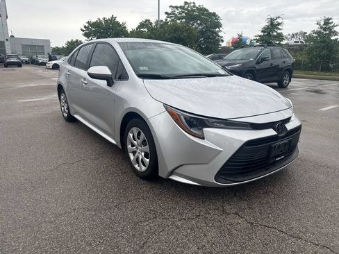 Used 2024 Toyota Corolla LE FWD image 9