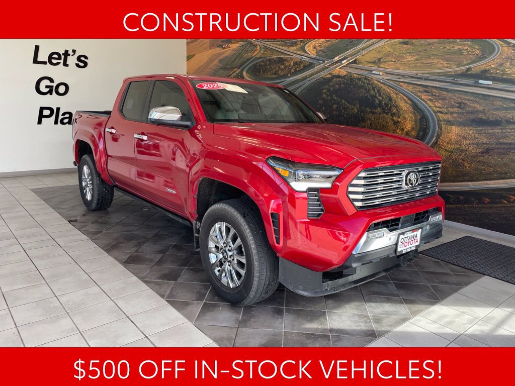 Used 2025 Toyota Tacoma Limited AWD/4WD image 1