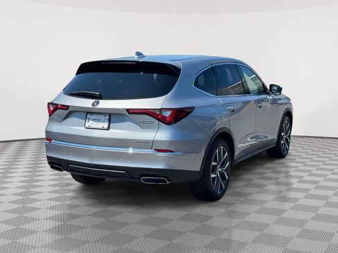 Used 2023 Acura MDX SH-AWD w/ Technology Package image 4