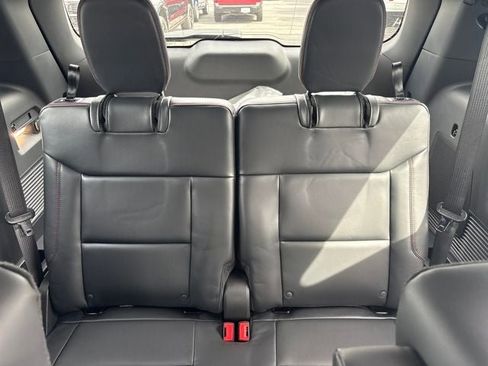 New 2026 Ford Explorer ST-Line image 12
