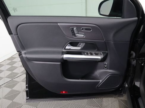 Certified 2023 Mercedes-Benz GLA 250 image 24