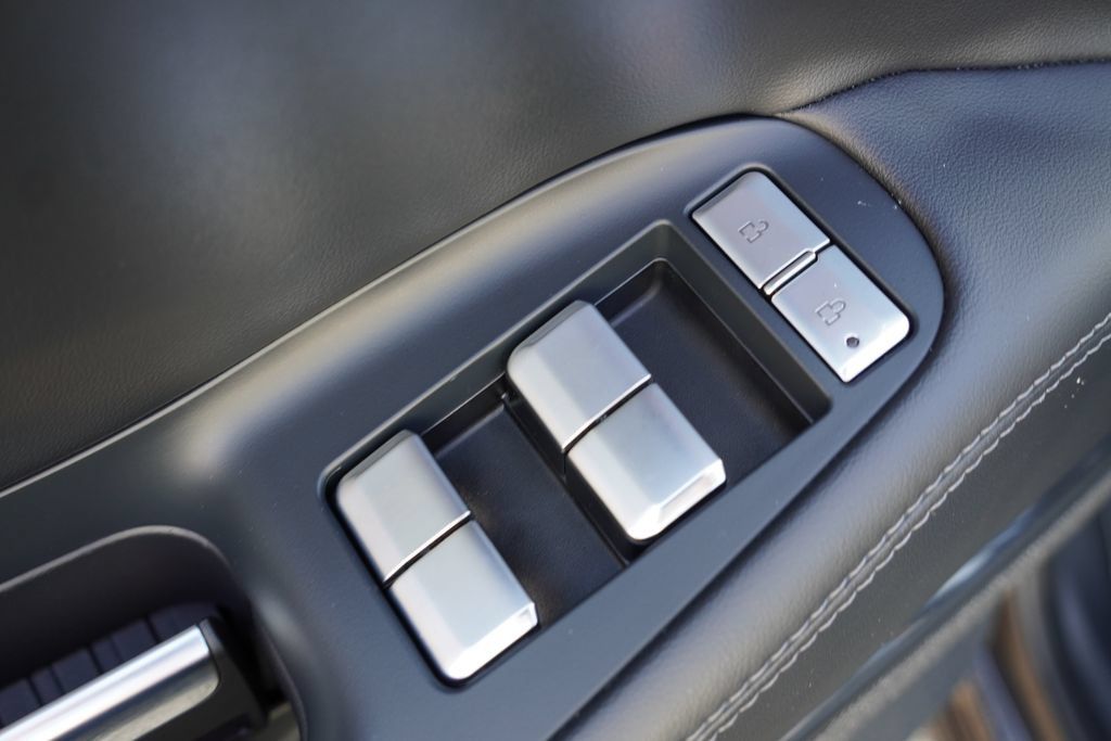 Used 2025 Lincoln Navigator Reserve AWD/4WD image 27