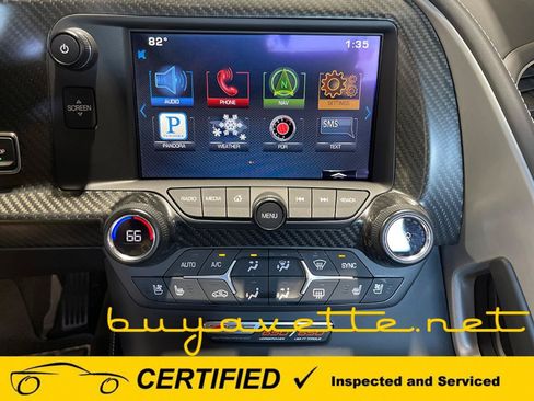 Used 2015 Chevrolet Corvette Z06 w/ 3LZ Preferred Equipment Group RWD image 15