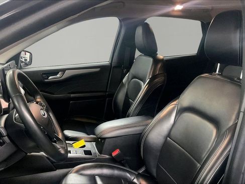 Used 2024 Ford Escape Platinum image 24