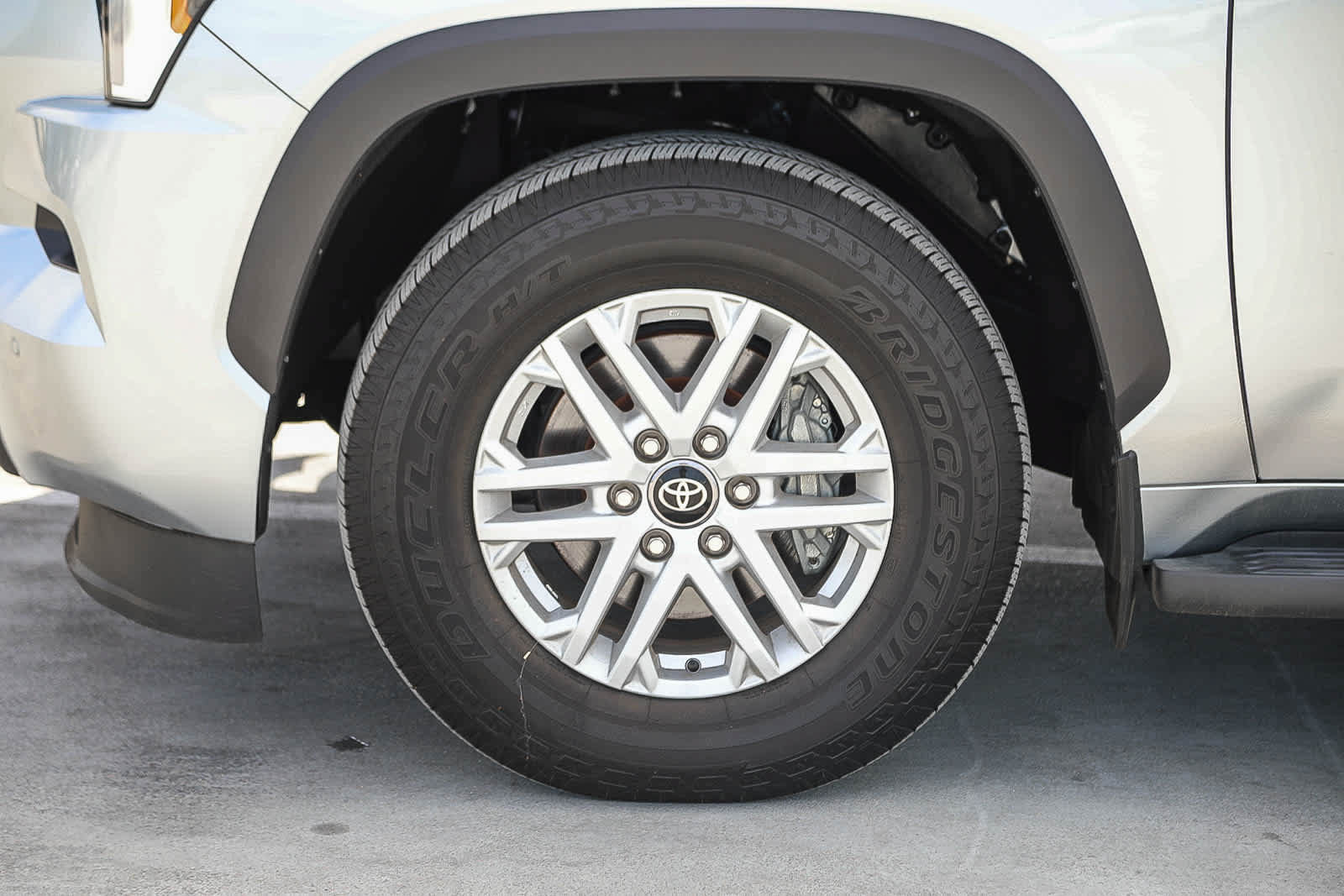 Used 2025 Toyota Sequoia SR5 AWD/4WD image 10