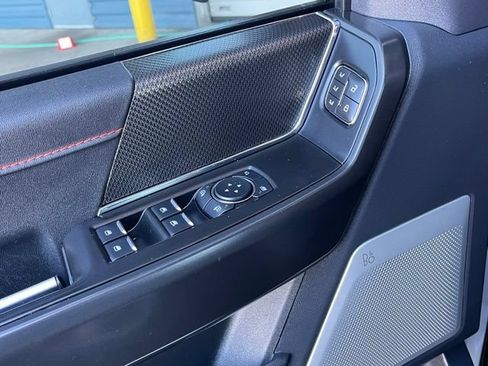 Used 2025 Ford F150 Raptor AWD/4WD image 25