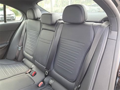 Used 2023 Mercedes-Benz C 300 Sedan image 12