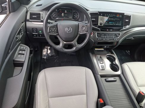 Used 2023 Honda Passport EX-L image 11