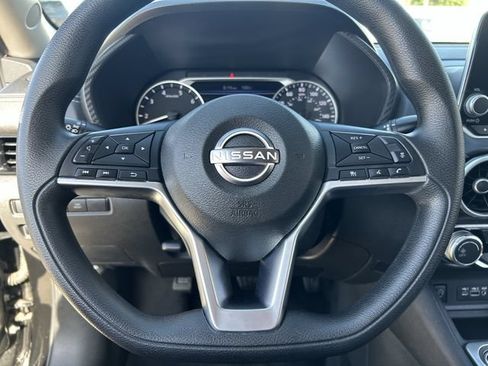 Used 2025 Nissan Sentra SV FWD image 24