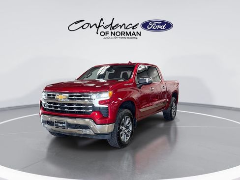Used 2024 Chevrolet Silverado 1500 LTZ AWD/4WD image 3