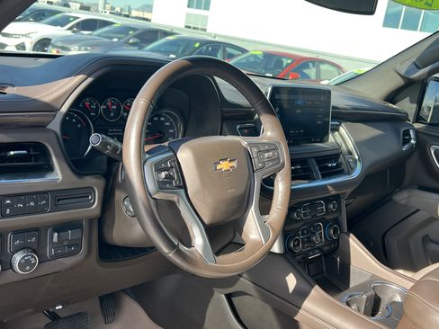 Used 2021 Chevrolet Tahoe LT w/ LT Signature Package image 24