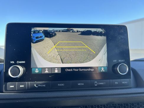 Used 2024 Honda CR-V Sport image 16