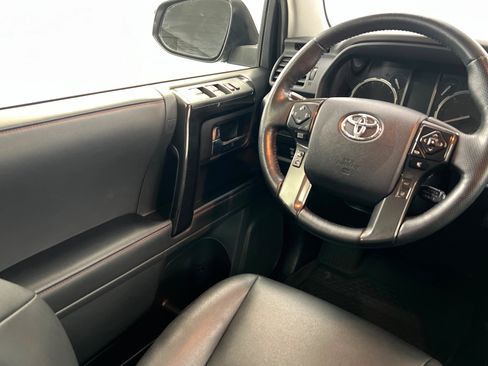 Used 2023 Toyota 4Runner TRD Off-Road Premium w/ Off Road Premium Plus Package AWD/4WD image 11
