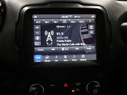 Used 2022 Jeep Renegade Altitude image 29