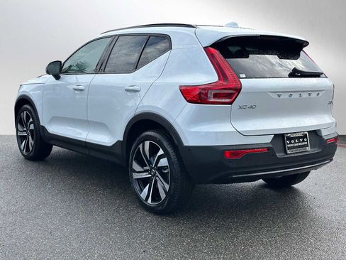 New 2026 Volvo XC40 B5 Ultra w/ Climate Package image 5
