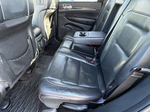 Used 2017 Jeep Grand Cherokee Trailhawk w/ Trailhawk Luxury Group image 24