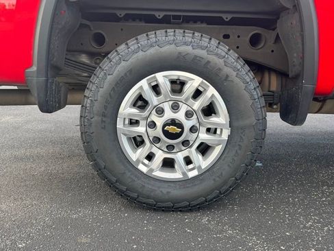 Used 2024 Chevrolet Silverado 2500 LT w/ Convenience Package image 36