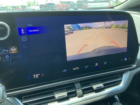 Used 2025 Chevrolet Equinox EV LT w/ LPO, All-Weather Mat Package FWD image 37