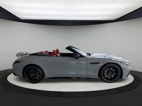 Used 2023 Mercedes-Benz SL 55 AMG 4MATIC image 3
