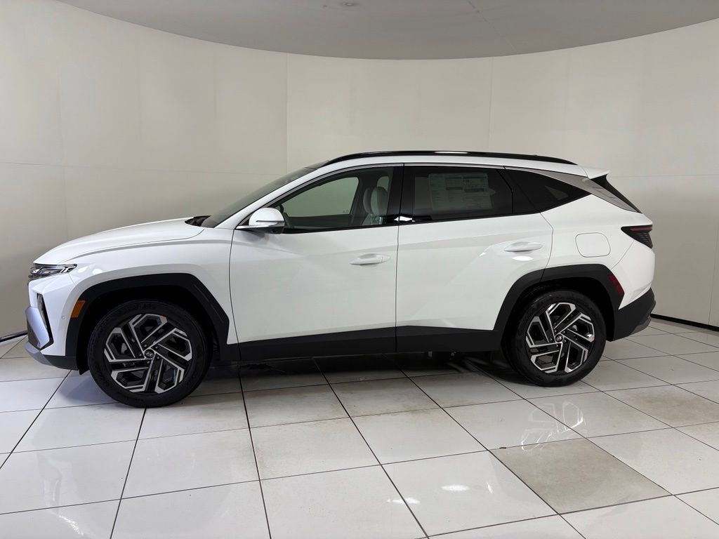 New 2026 Hyundai Tucson Limited FWD image 2