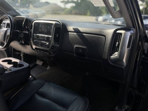 Used 2017 Chevrolet Silverado 2500 LT w/ LT Convenience Package AWD/4WD image 22