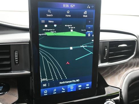 Used 2022 Ford Explorer Platinum w/ Equipment Group 601A image 20