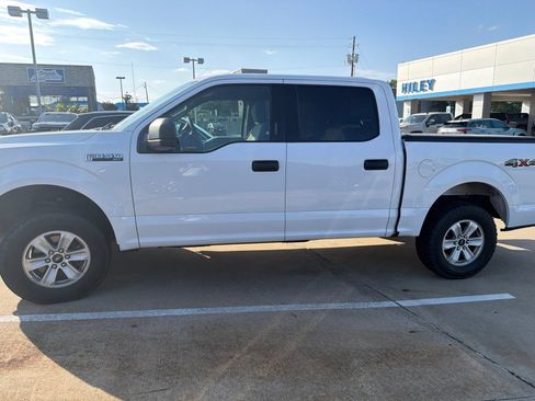 Used 2018 Ford F150 XLT AWD/4WD image 6
