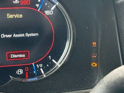 Used 2019 Cadillac Escalade Premium Luxury AWD/4WD image 19