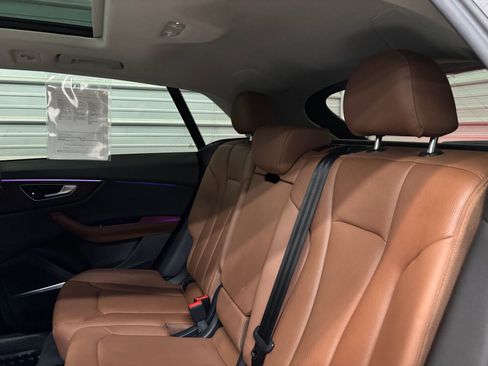 Used 2020 Audi Q8 Premium Plus image 26