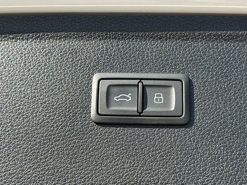 Used 2022 Audi Q5 2.0T Premium Plus image 33