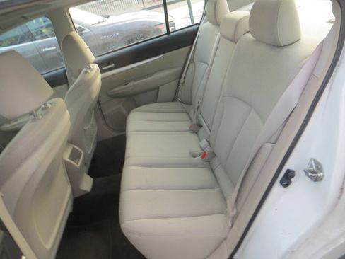 Used 2011 Subaru Legacy 2.5i Premium image 23