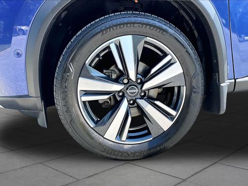 Used 2023 Nissan Rogue Platinum AWD/4WD image 11