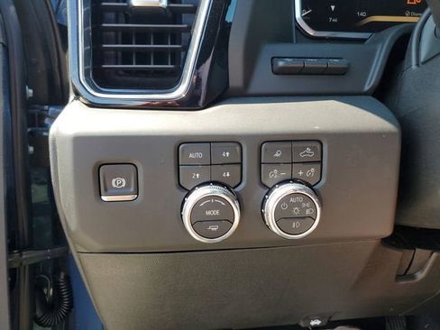New 2026 GMC Sierra 2500 Denali w/ Denali Reserve Package AWD/4WD image 31