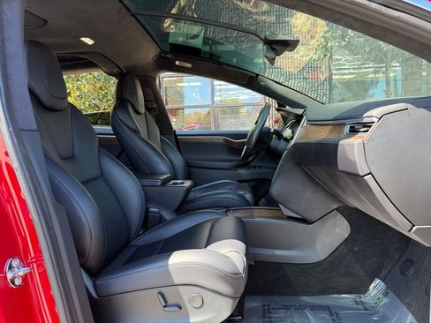 Used 2017 Tesla Model X 100D image 34